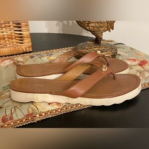 Coach Shelly Brown Leather Sandals Flup Flops Turnlock size 8